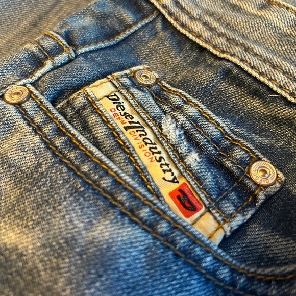 Vintage Diesel Men's Jeans 2000's Pre-Owned Bootcut - Picture 3 of 10